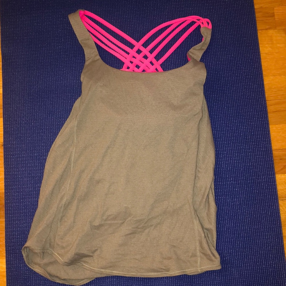 LULU LEMON WORKOUT TOP